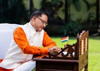 शिक्षक दिवस के अवसर पर मुख्यमंत्री विष्णु देव साय ने गुरुजनों के नाम लिखा आत्मीय पत्र।